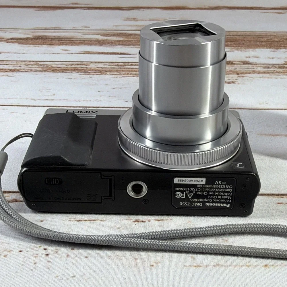 Panasonic Lumix DMC-ZS50 Digital Camera Silver Lens Error w/ Battery & Charger